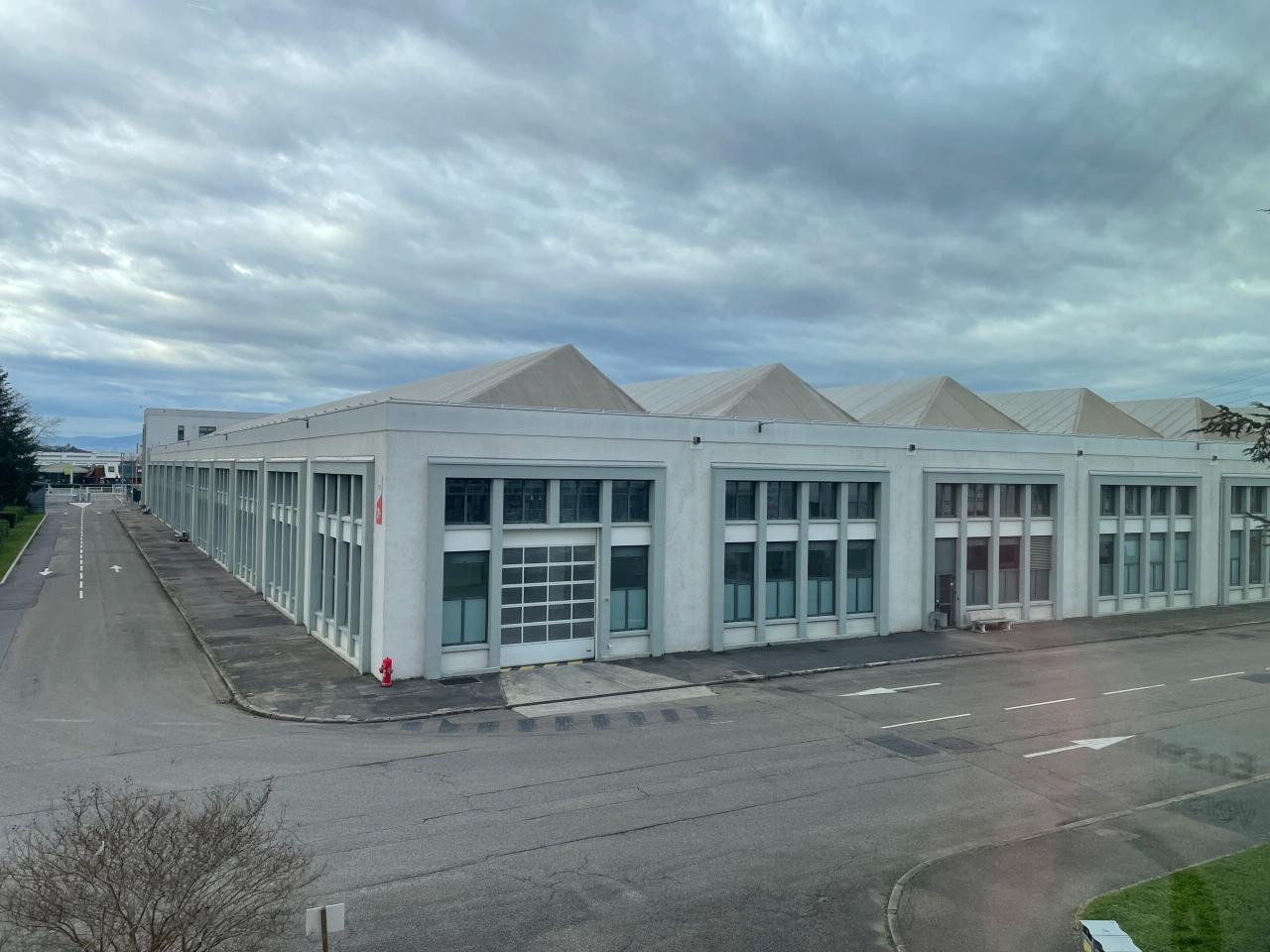 Local d'activité Vénissieux 11305m² Location local d'activité Vénissieux Rhône OLACT2109571 0